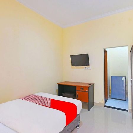 Oyo 91445 Sandat Guest House Denpasar  Exterior photo